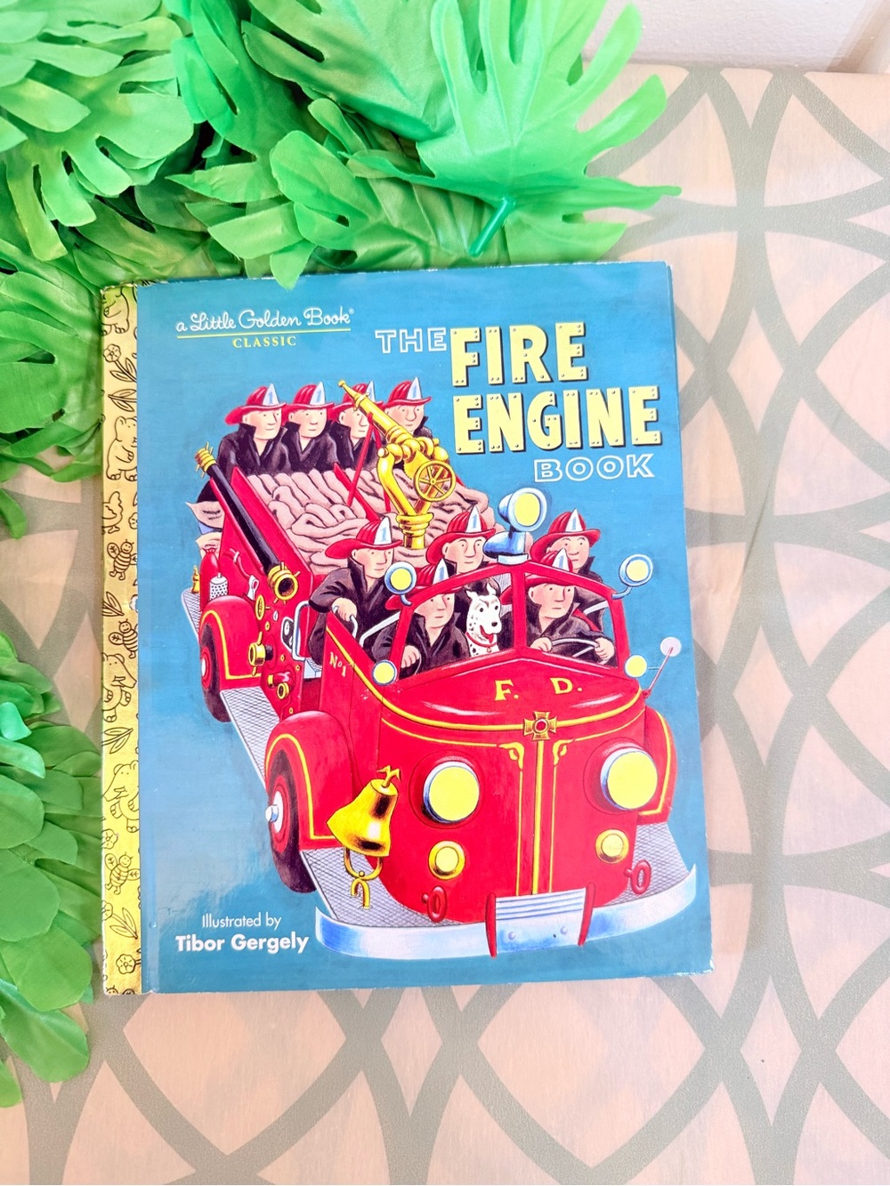 10/$25 • A Little Golden Book • The Fire Engine Book